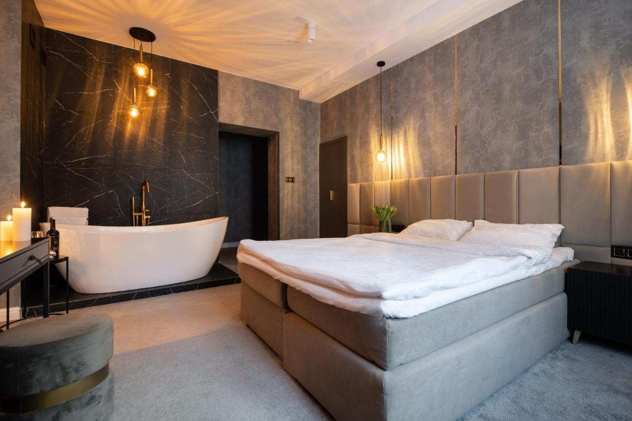 Apartamenty Drewno I Ogien Olsztyn  Exteriör bild